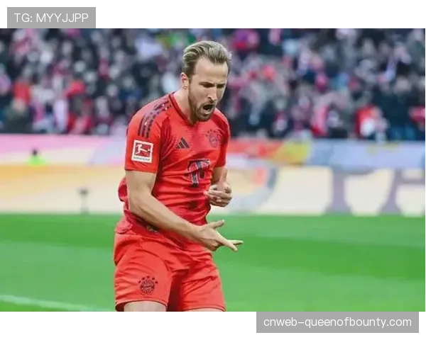 拜仁慕尼黑4比0完胜布鲁日 十七岁天才卡尔远射世界波惊艳全场 拜仁慕尼黑4比0完胜布鲁日 十七岁天才卡尔远射世界波惊艳全场